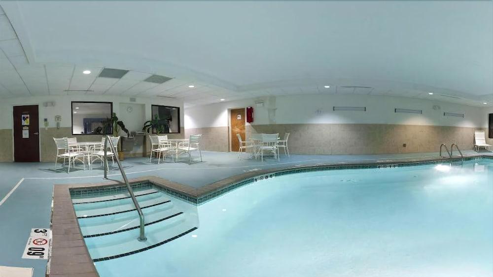 Holiday Inn Express & Suites Chesapeake By Ihg Extérieur photo
