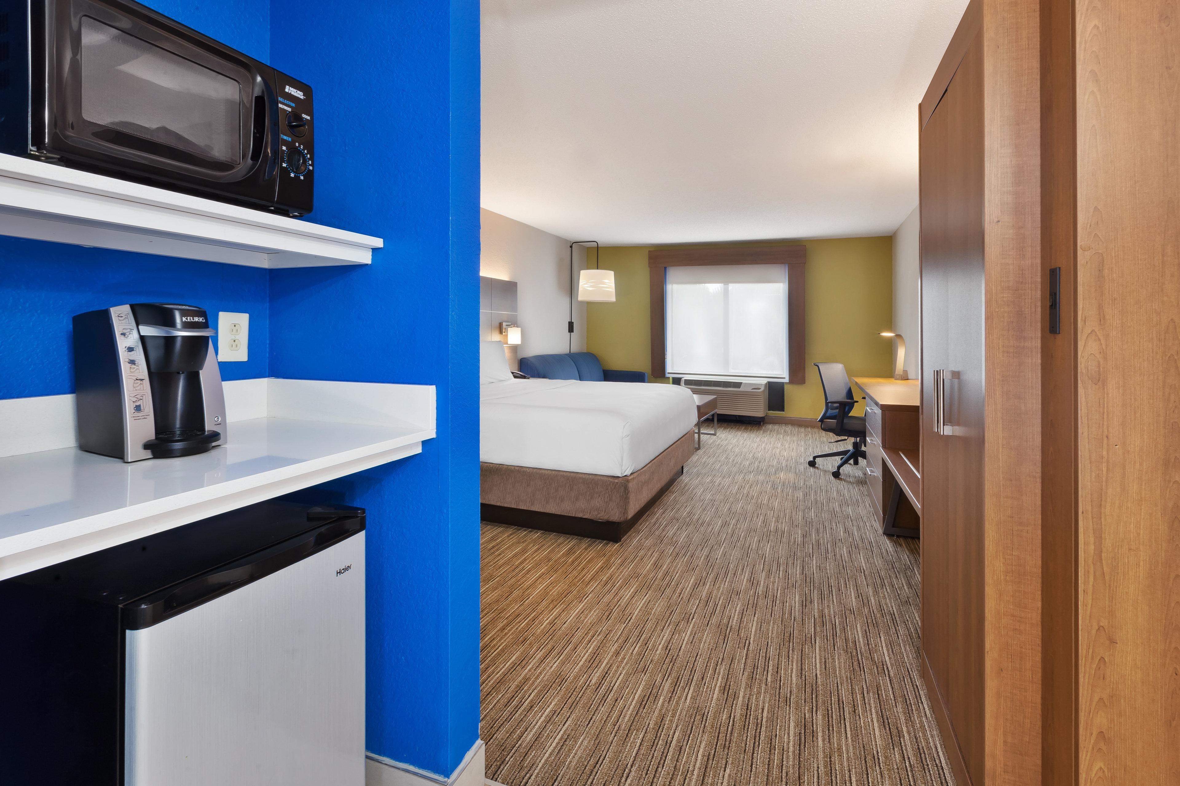 Holiday Inn Express & Suites Chesapeake By Ihg Extérieur photo