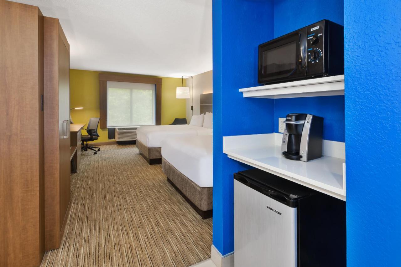 Holiday Inn Express & Suites Chesapeake By Ihg Extérieur photo