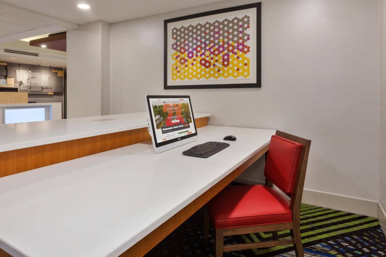 Holiday Inn Express & Suites Chesapeake By Ihg Extérieur photo