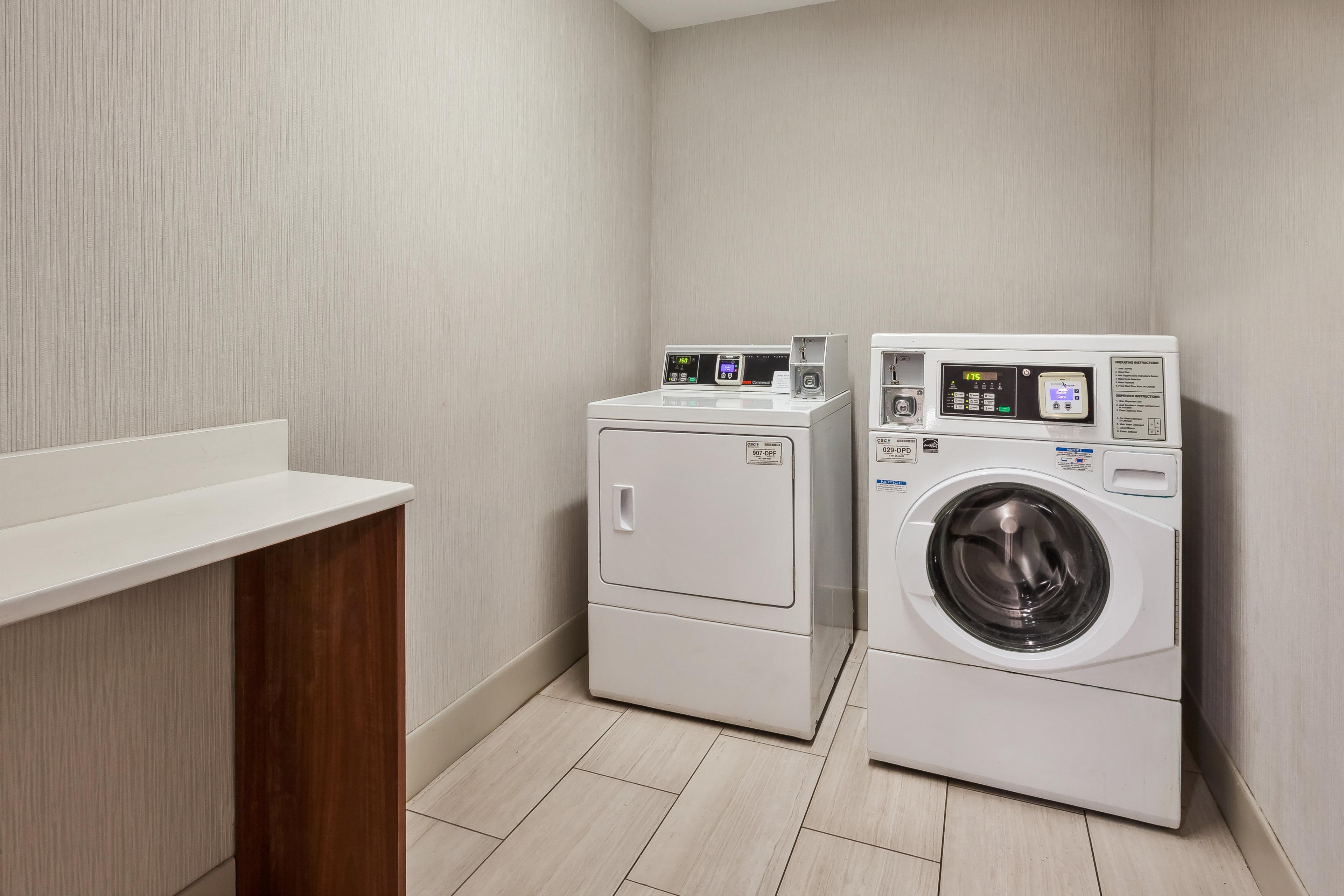 Holiday Inn Express & Suites Chesapeake By Ihg Extérieur photo
