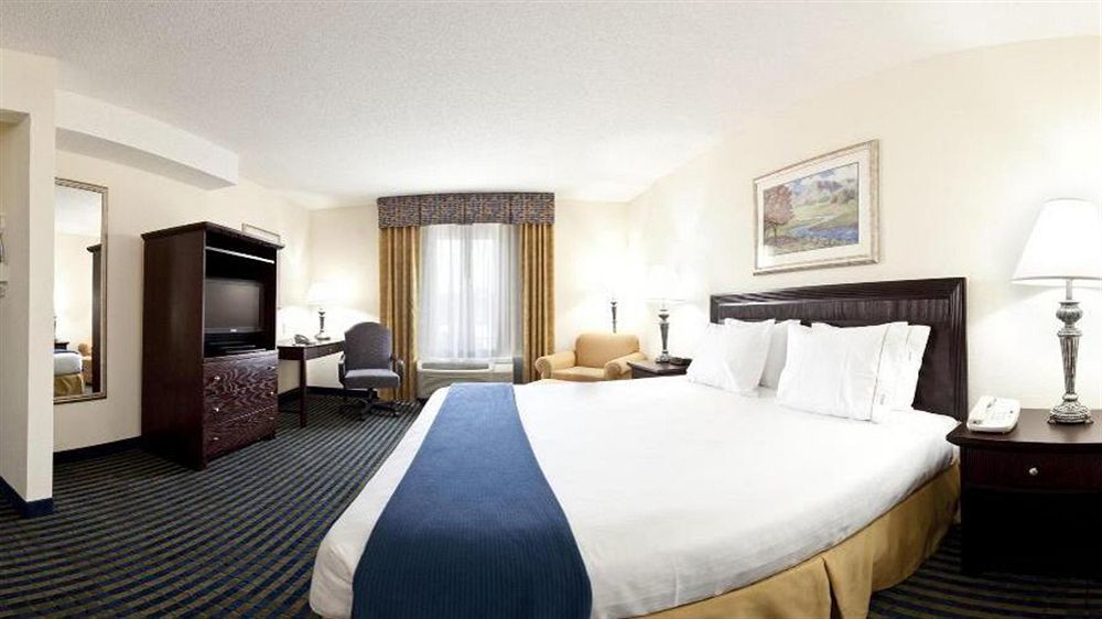 Holiday Inn Express & Suites Chesapeake By Ihg Extérieur photo